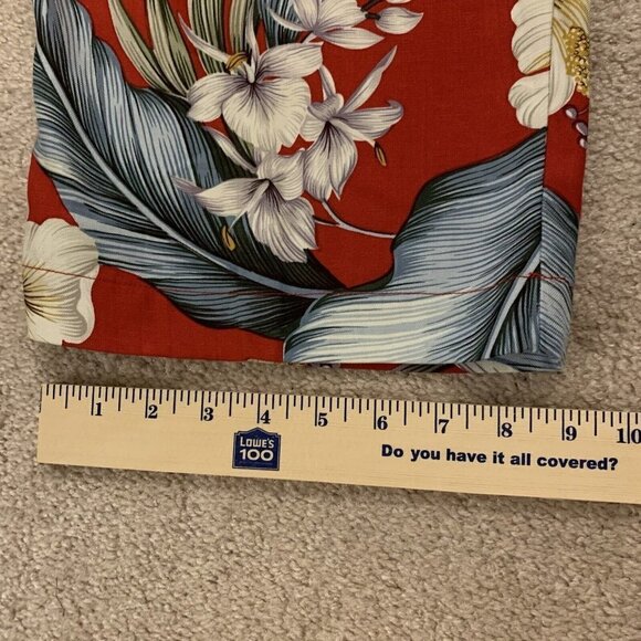 Silhouettes. Size 1X. Aloha Rayon Cruise Floral Pants. Elastic Waist. B88. - Picture 3 of 4